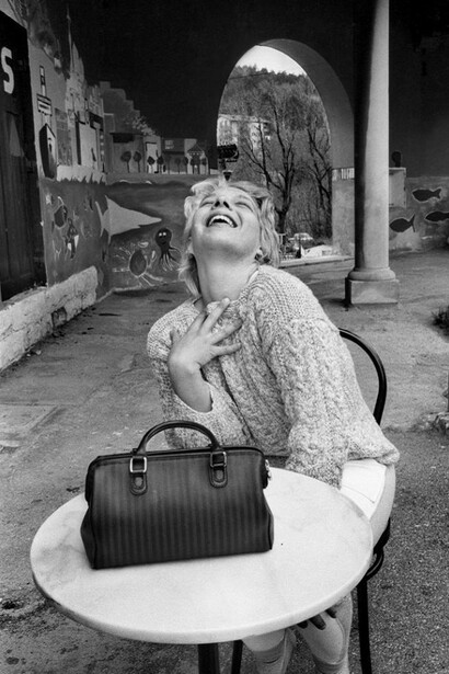 ©Uliano Lucas, Al bar - Il posto delle fragole nell'ex ospedale psichiatrico, Trieste,1988  
