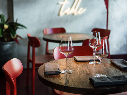 Relation clients. Je me déplace dans le même restaurant, très réputé, de bonne renommée et où les saveurs sont un plaisir pour le palais
