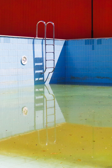 Swimming Pools. Courtesy of Jealous Gallery 