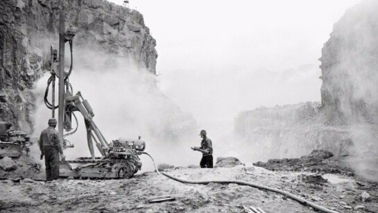 Zeng Nian Panoramic Photography. Courtesy of La Galerie Paris 1839