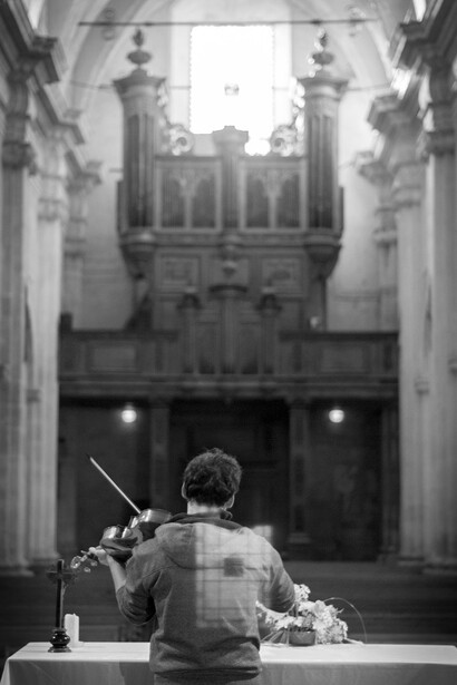 Viola with Louis XIV Organ © Rozenn Quéré Brussels 2015