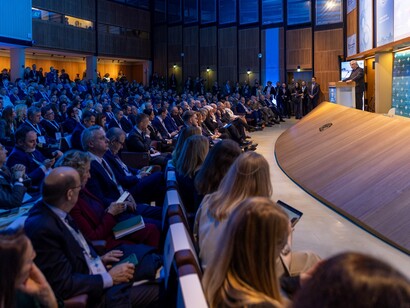 L’Italia ha rivendicato un ruolo attivo nella ricerca polare, proponendo scienza e cooperazione come chiavi per affrontare le trasformazioni dell’Artico. Foto di Artic Circle