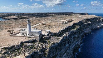 Lampedusa, Italia. L’Osservatorio di Lampedusa un esempio singolare nel panorama mondiale per quello che riguarda lo studio delle complesse relazioni che regolano il ciclo del carbonio