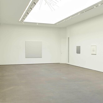James Howell, A quiet measure of light, exhibition view. Courtesy of Galerie Bigaignon