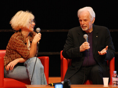 Conferencia de Alejandro Jodorowsky en el Festival Internacional de Ciencia Ficción Utopiales, celebrado en 2011 en Nantes, Francia