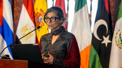 Francesca Albanese durante una conferenza stampa straordinaria a Bogotà, Colombia, sulla situazione attuale della Palestina, luglio 2025, foto dalla Presidenza della Colombia