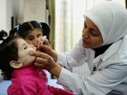 Vaccination of children against polio