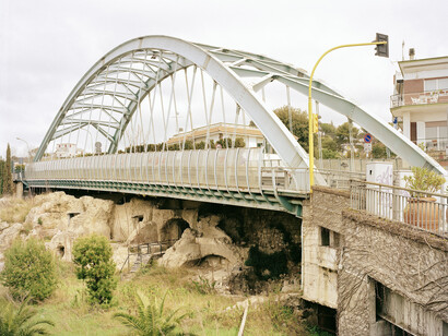 Claudio Sabatino. Pozzuoli, Ponte via Celle, 2001