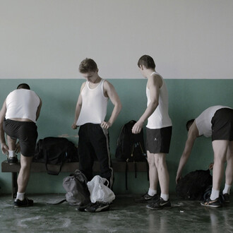 Dominik Ritszel, still dal video Versus, Video 8’21”, 2014.