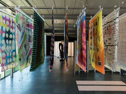 Work it, feel it! Exhibition view.Courtesy of Kunsthalle Wien