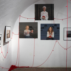 Nadya Mitskevitch, A knot for memory, exhibition view. Courtesy of Galeria Labirynt