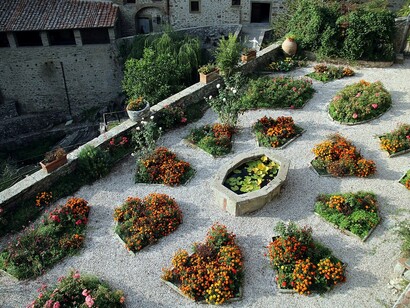 Aiuole dell'Eremo Le Celle, Cortona, Italia