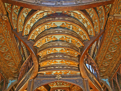 Soffitto ligneo della Libreria Lello e Irmão