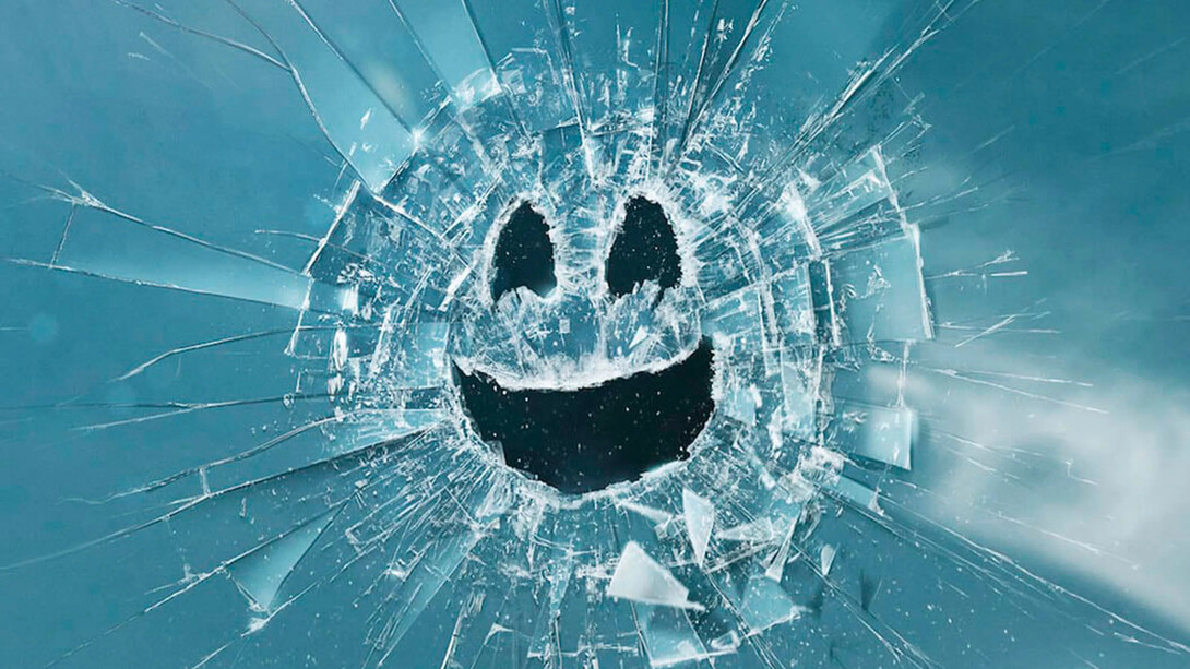 Símbolo da série Black Mirror demonstra um emoji em estilhaços
