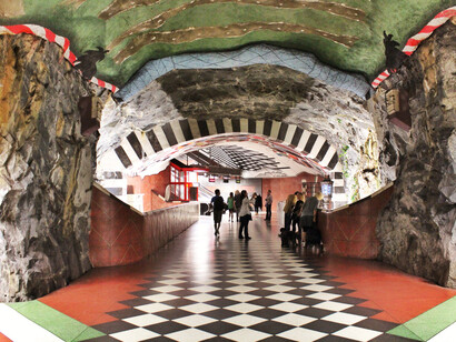 Estocolmo, estação de metrô Kungsträdgården. Fotografia Vânia Romão