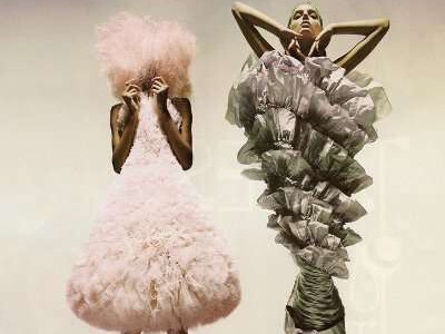 Le créations intemporelles de Hussein Chalayan