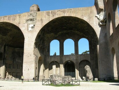 Basílica de Maxêncio e Constantino, Roma. O maior edifício construído pelos Romanos, de que há conhecimento