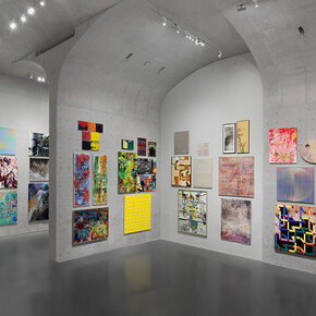 Various artists, 50——90. The tenth anniversary of the Long Museum, exhibition view. Courtesy of Long Museum