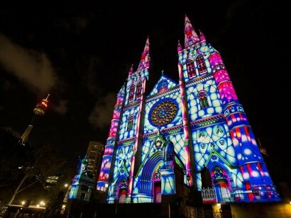 Iluminación navideña en las calles de Santo Domingo