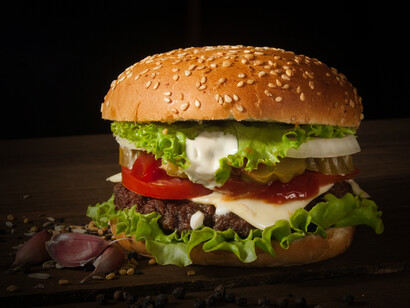 La historia del Whopper para zurdos lleva esa confusión de derechos y privilegios hasta un absurdo tan absoluto