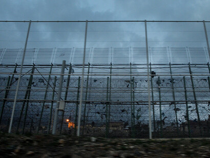 Una frontera entre dos mundos