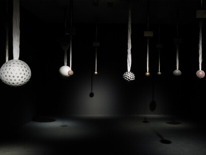 Rafael Lozano-Hemmer, Sphere Packing, 2014, courtesy of the artist and Carroll / Fletcher