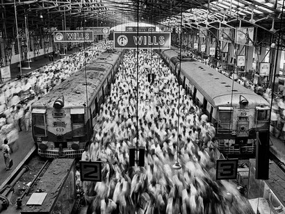 Sebastião Salgado, 50 x 68 inches/127 x 172.7 cm. © Sebastião Salgado/Amazonas Images