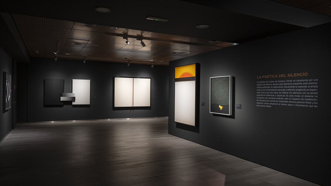 Varios artistas, La armonía secreta del pensamiento, vista de exhibición. Cortesía de la Fundación Bancaja