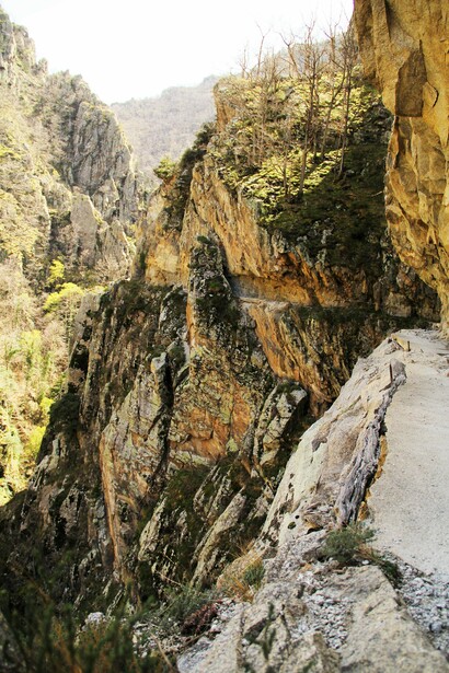 Camino en les gorges de Carança Foto: Sabrina Guitart