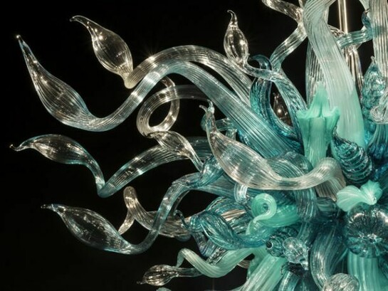 Dale Chihuly, Lumiere Blue Chandelier