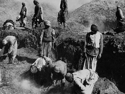 Archaeological excavations at Oxyrhynchus, Egypt, circa 1903, documenting the early excavation efforts that uncovered thousands of ancient papyri and manuscripts