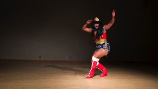 Sarah Hill, They Wonder, 2015. Vertigo. Performance Series, Waterloo Center for the Arts, Iowa. Documentation by Jeffery Byrd.