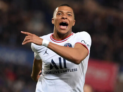 Kylian Mbappé, con tan solo 19 años de edad, se proclamó campeón del mundo en la Copa Mundial de Fútbol de Rusia 2018, marcando cuatro goles