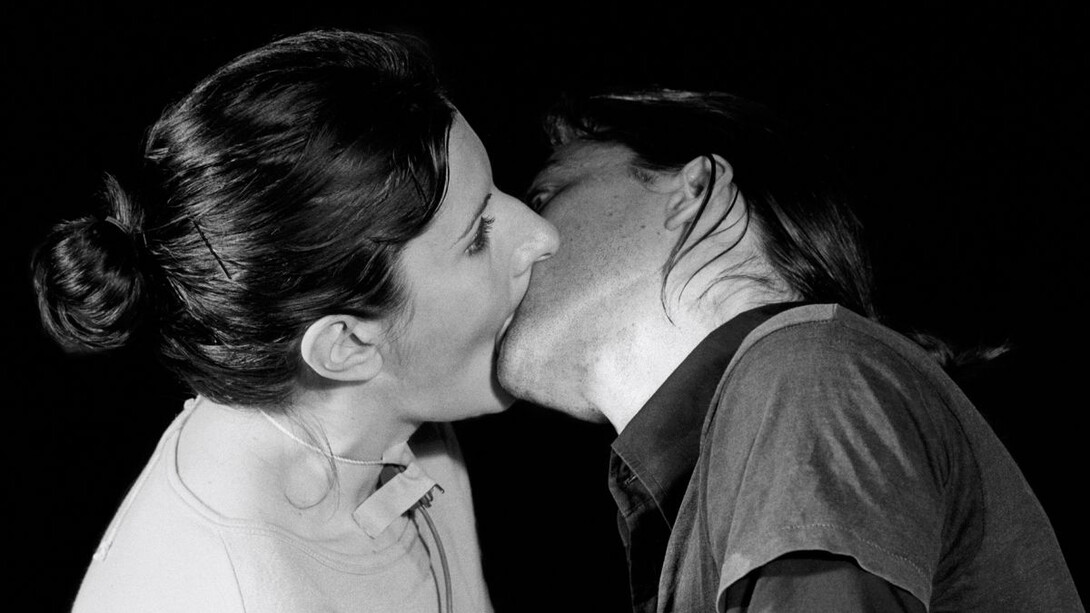 Marina Abramović, Breathing in, breathing out with Ulay, 1977-1998. Mit freundlicher Genehmigung des Kunstforum Wien