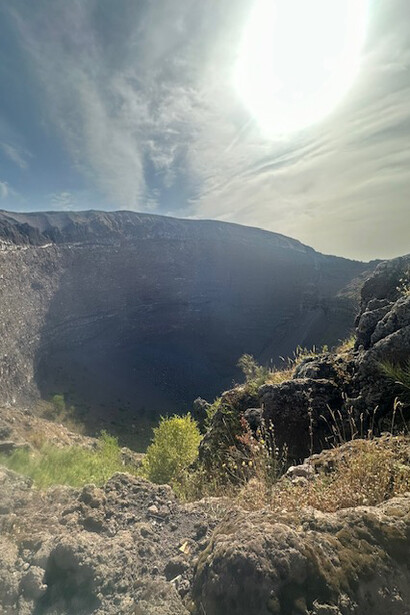 Brenda Lee Bohen rucking in Vesuvius, Italy