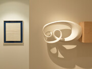 Installation view, Chromophobia, Gagosian Gallery Geneva, 27 janvier - 27 mars, 2015. Artwork by Piero Manzoni © Fondazione Piero Manzoni, Milan / Piero Manzoni Foundation, Milan. Artwork by Piero Golia © Piero Golia. Courtesy Gagosian Gallery. Photography by Claire Kremer.