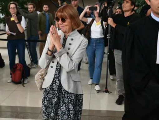 Gisèle Pelicot.
Ha solicitado que la audiencia no sea a puerta cerrada. «Para que la vergüenza cambie de bando», ha sido el argumento ofrecido por la víctima para animar a que otras mujeres que han sido agredidas, vilipendiadas o escarnecidas, pierdan el miedo a denunciar y puedan, públicamente, sostener su acusación sin que les tiemble el pulso