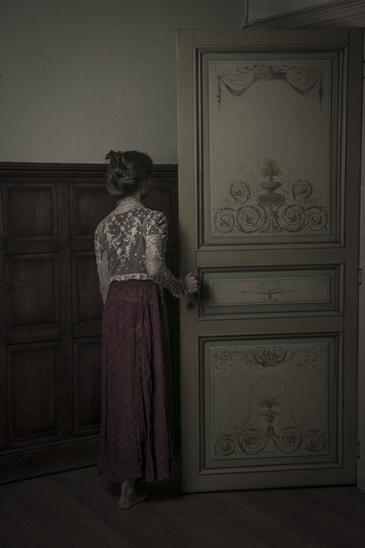 Danielle Van Zadelhoff, Timeless. Portraits between Flemish rigour and contemporary spirituality. Courtesy of VisionQuesT 4rosso