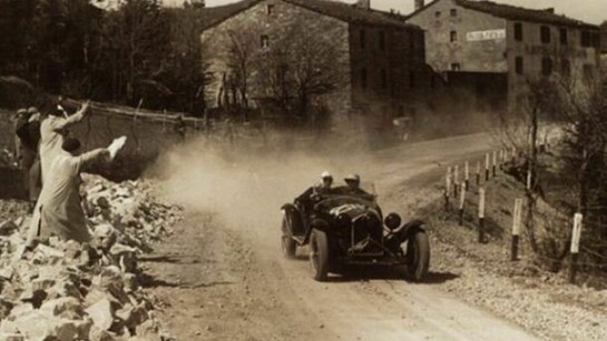 Alfa Romeo 1750 in gara nel 1929