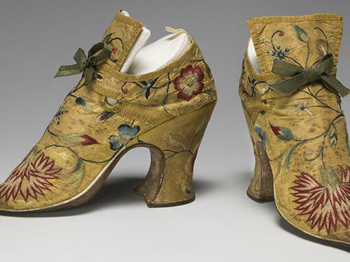 Textiles & Fans. Courtesy of The Fitzwilliam Museum