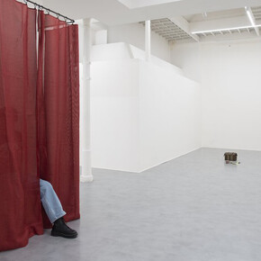 Artisti vari, Di traverso, vista della mostra. Per gentile concessione della Galleria de’ Foscherari