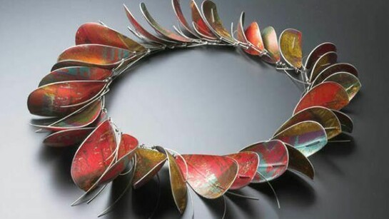 Jane Keith, Large Dyed Aluminium Necklace, 2013, 33 leaves of dyed anodised aluminium with stainless steel wires, L:57cm