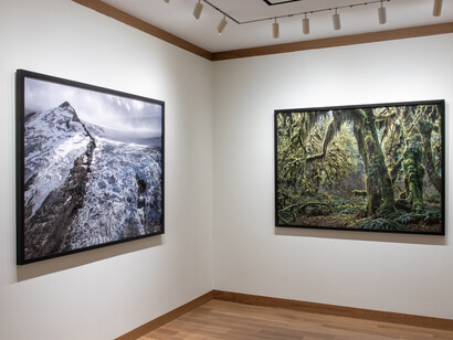 Edward Burtynsky, Natural commodities, exhibition view. Courtesy of Howard Greenberg Gallery