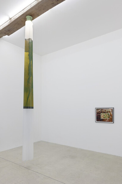 mother, feelings, cognac. Courtesy of galerie frank elbaz