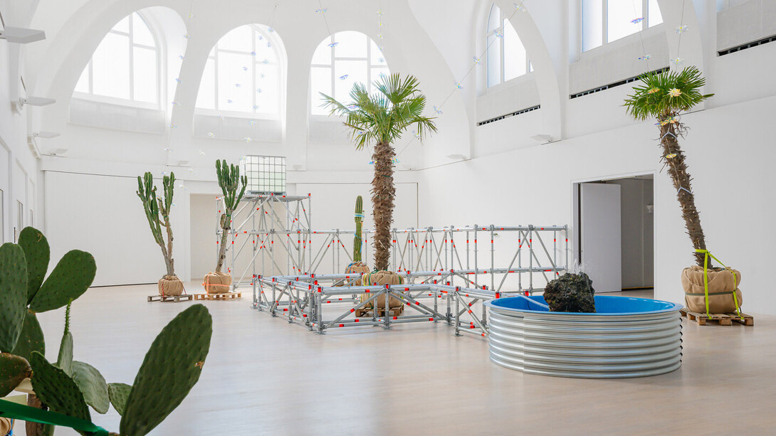 Trevor Yeung, Underwater haze, exhibition view. Courtesy of Kestner Gesellschaft