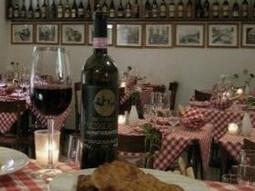 Tavolo di trattoria