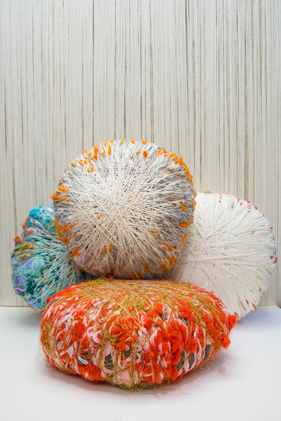 Sheila Hicks, Nomad Treasure Bales, 2014-15, linen, cotton, acrylic fibres, 60 - 86 cm, Photo by Cristobal Zanartu