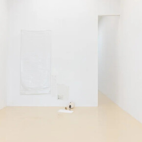 Ian Kiaer, Health house, exhibition view. Courtesy of Chris Sharp Gallery