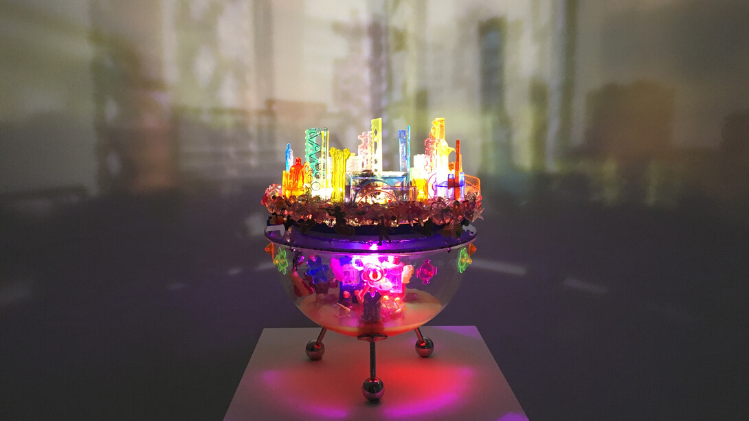 Chrono Cross IV
Angela Yuen
Plastic Toys, Perspex, Resin, LED lights, Gears, Motor
50 x 33 D. cm
2019
Image courtesy of the artist and Contemporary by Angela Li