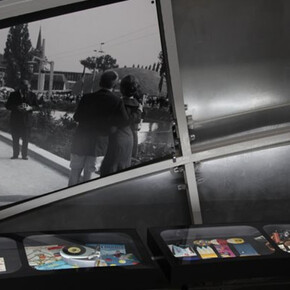 Atomium. From symbol to icon. Courtesy of Atomium